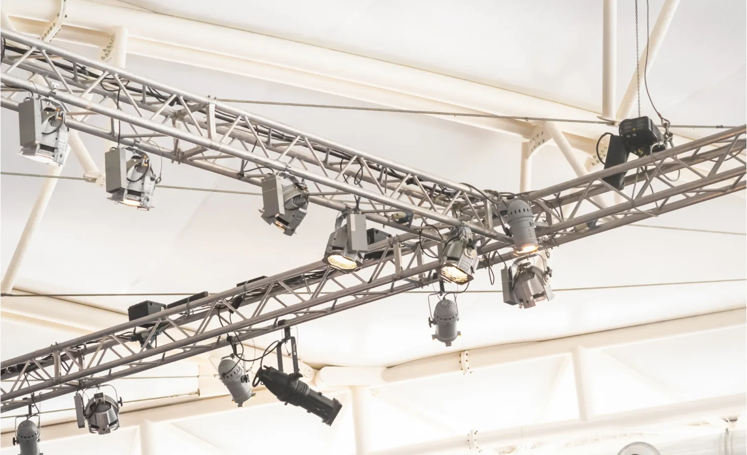 professional lighting rig installed with LED globes ready to illuminate an event space.webp