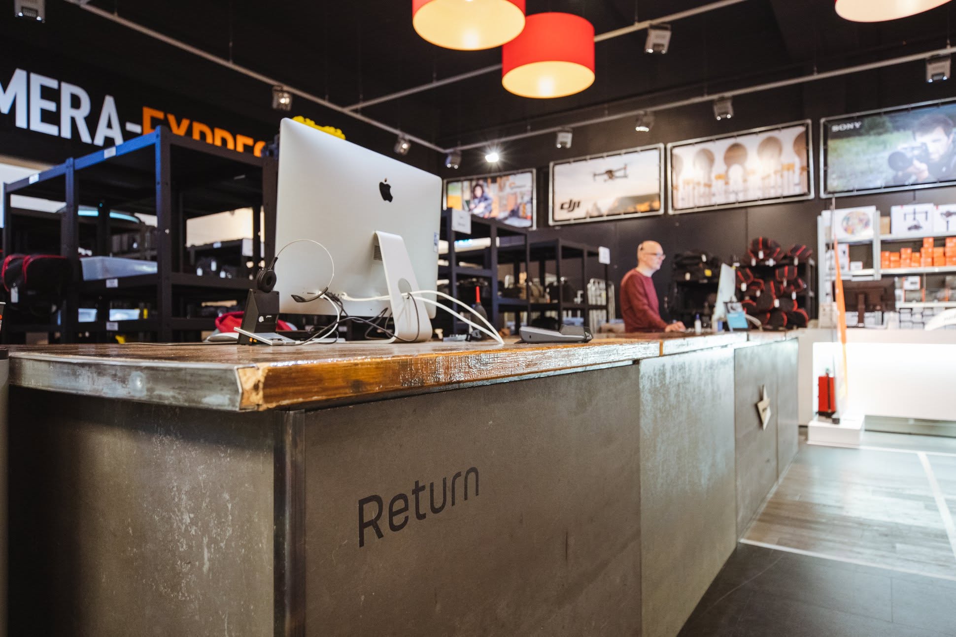 The Budgetcam rental store where Booqable's story began