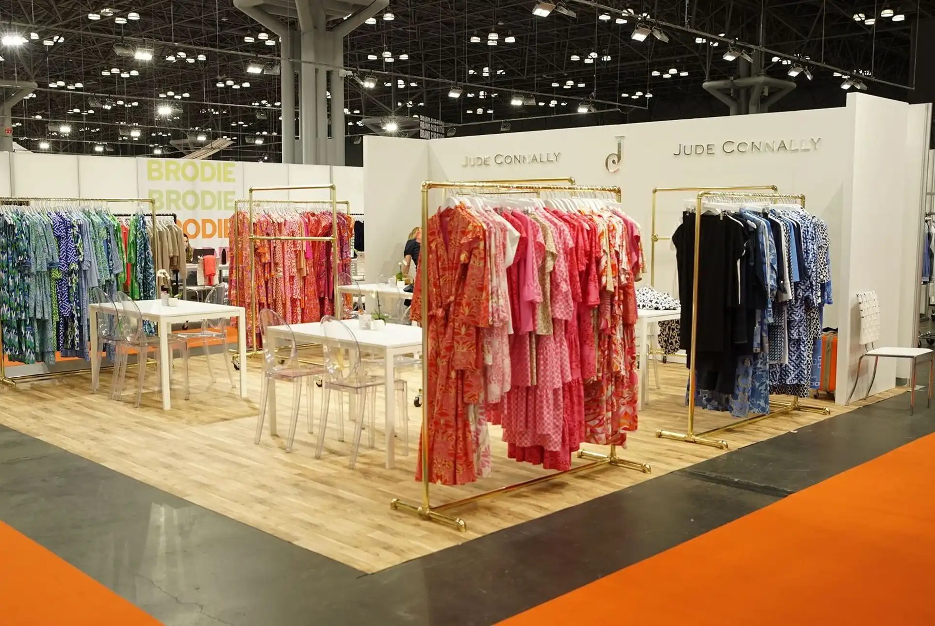 David G. Flatt Furniture: Mit Booqable Messedesigns in den Mietbereich ausweiten