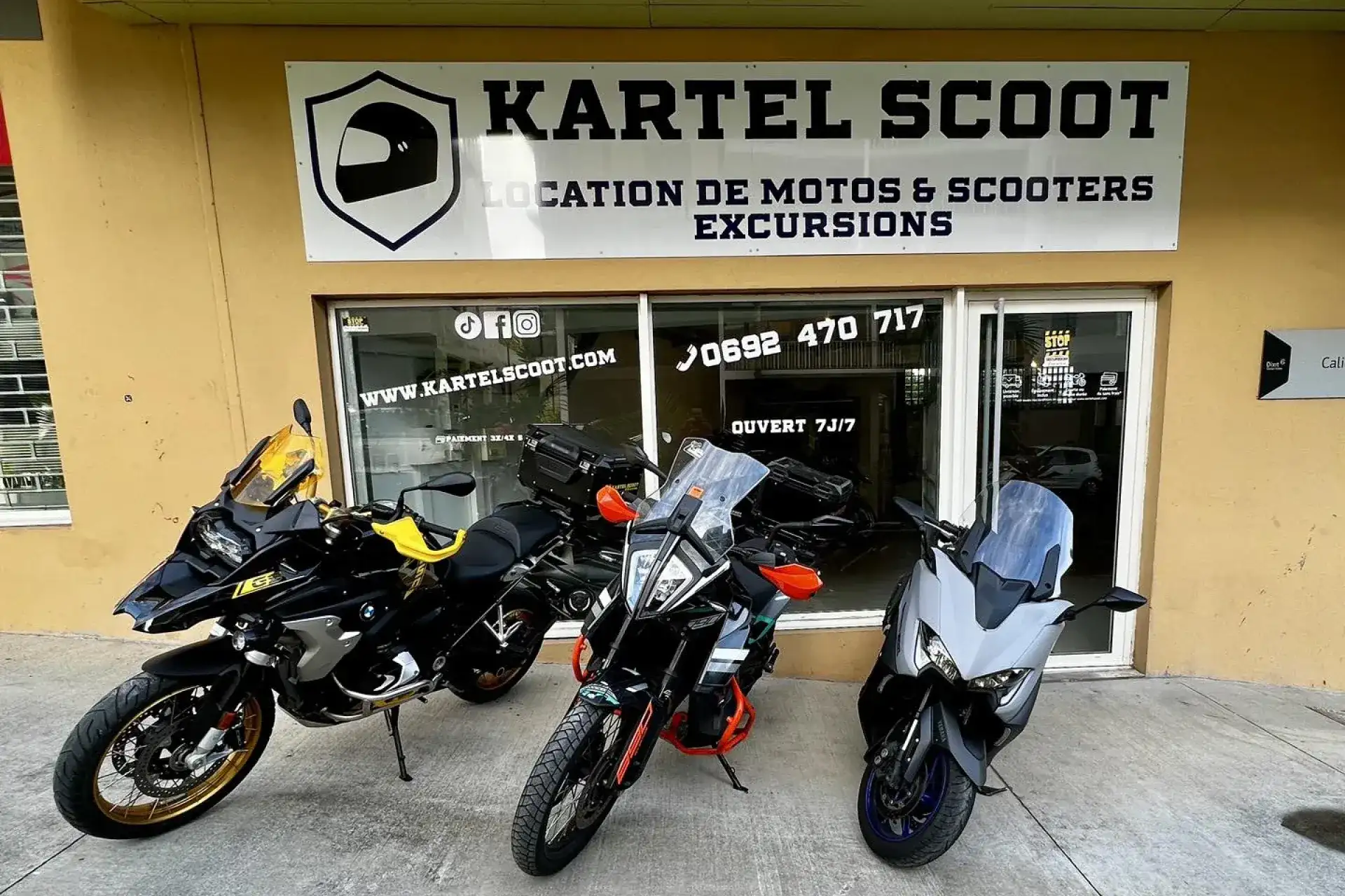 Kartel Scoot bietet ein professionelles Online-Buchungserlebnis mit Booqable