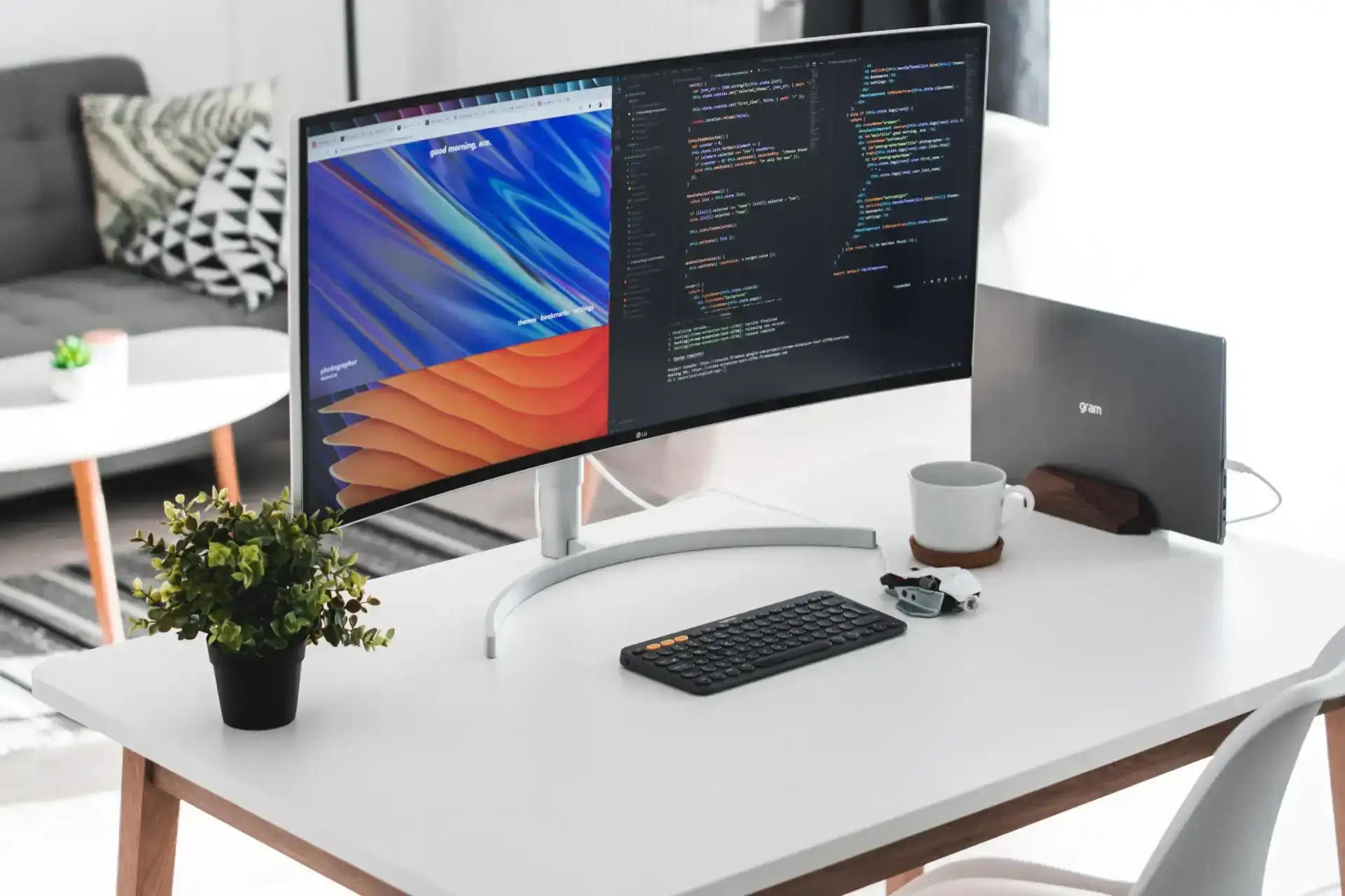 Solving Remote Work Equipment Aquisition with monis.rent