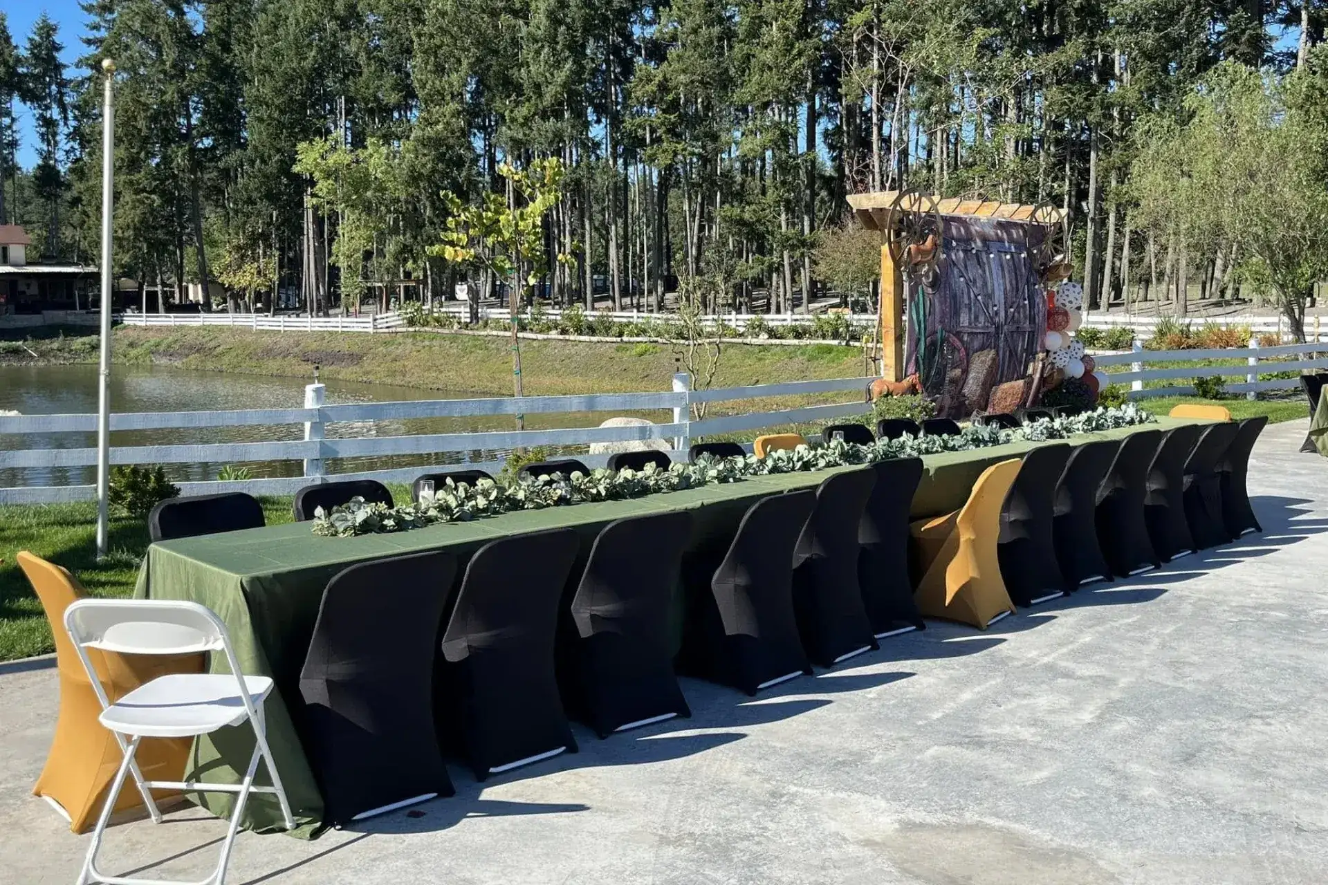 Pelayo's Farm da vida a los eventos al aire libre en Washington con Booqable