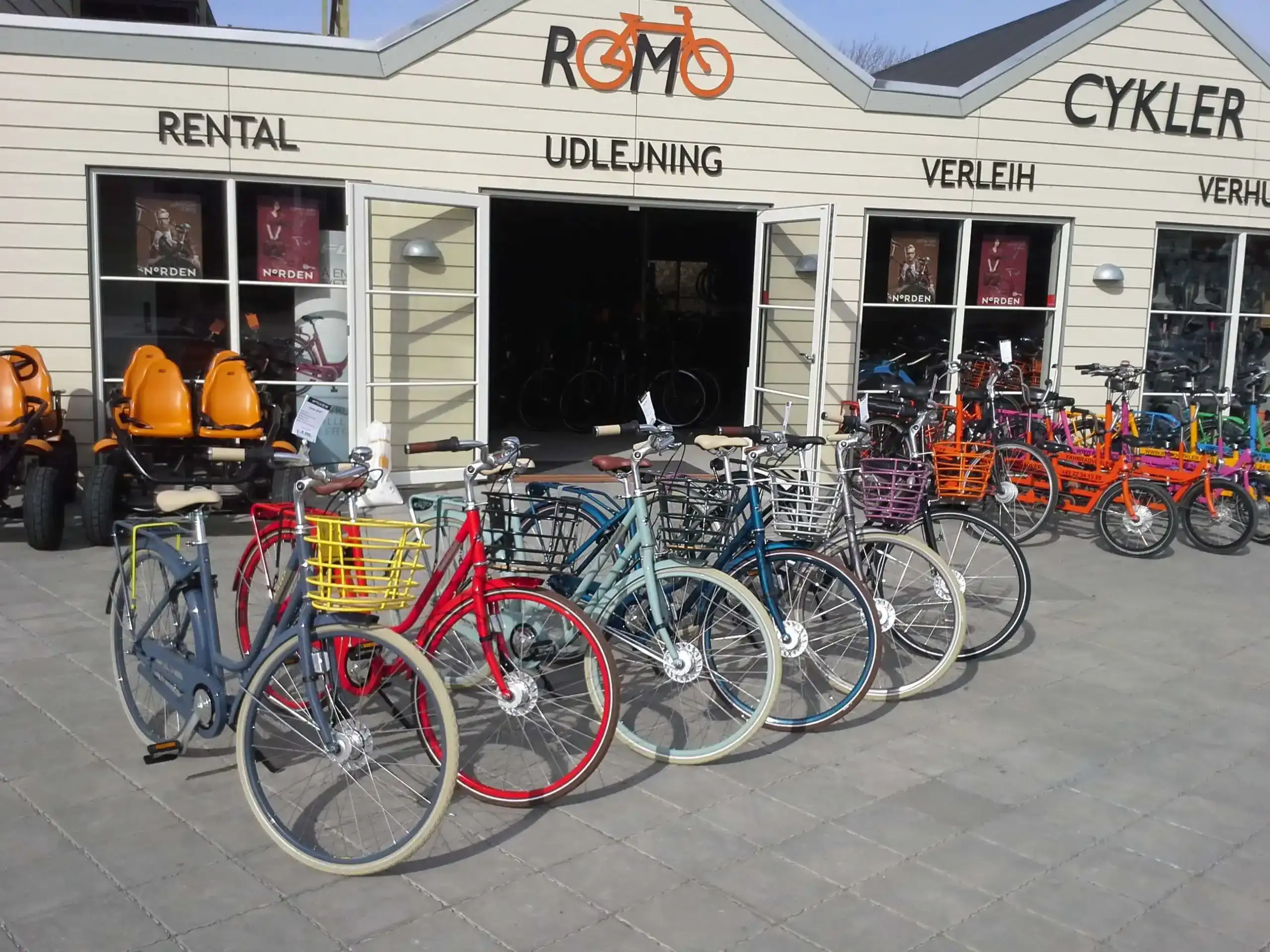 Racionalização dos fluxos de trabalho para proporcionar experiências excepcionais ao cliente com o Rømø Cykler