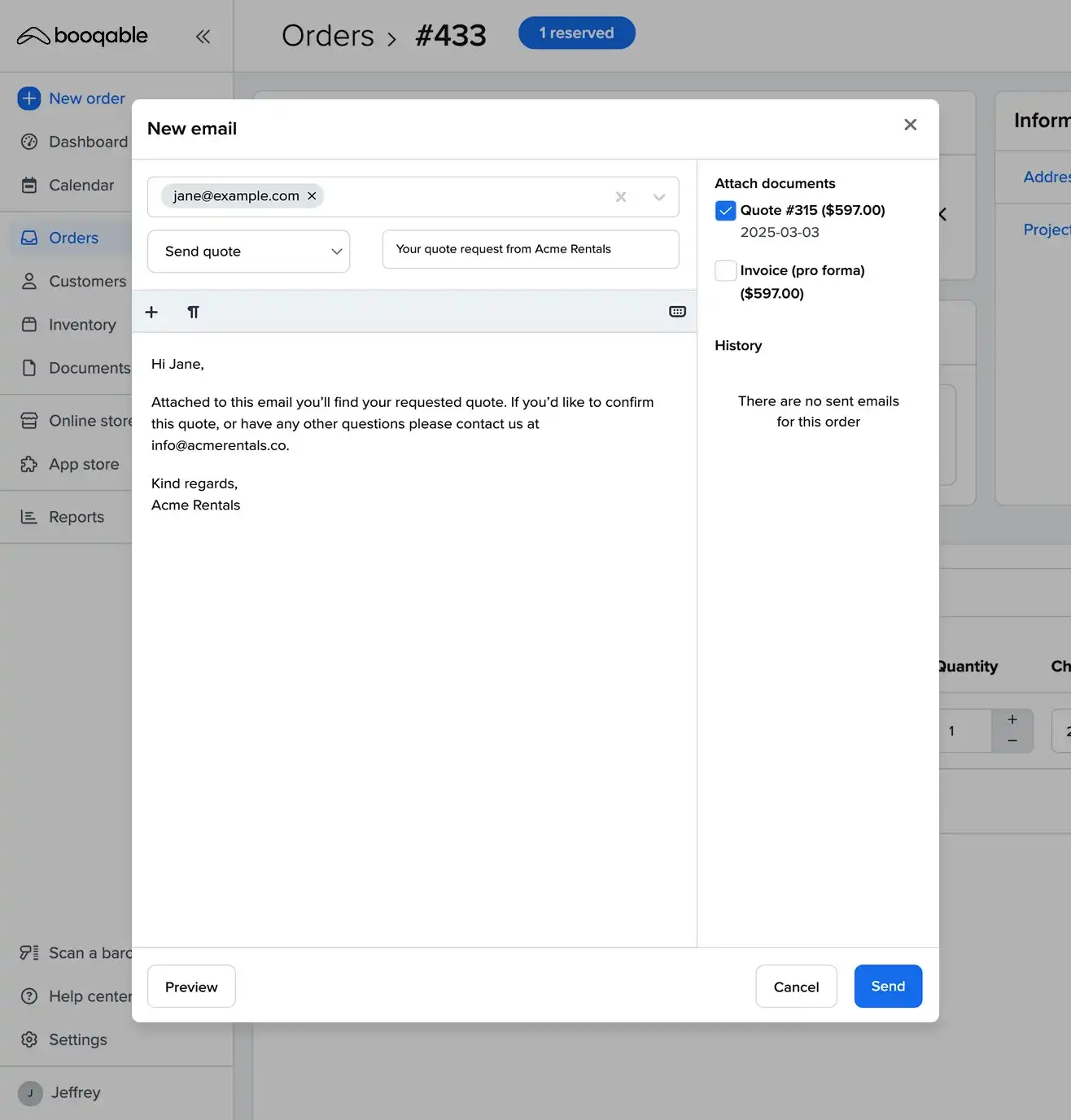 Documentos y correos electrónicos automáticos